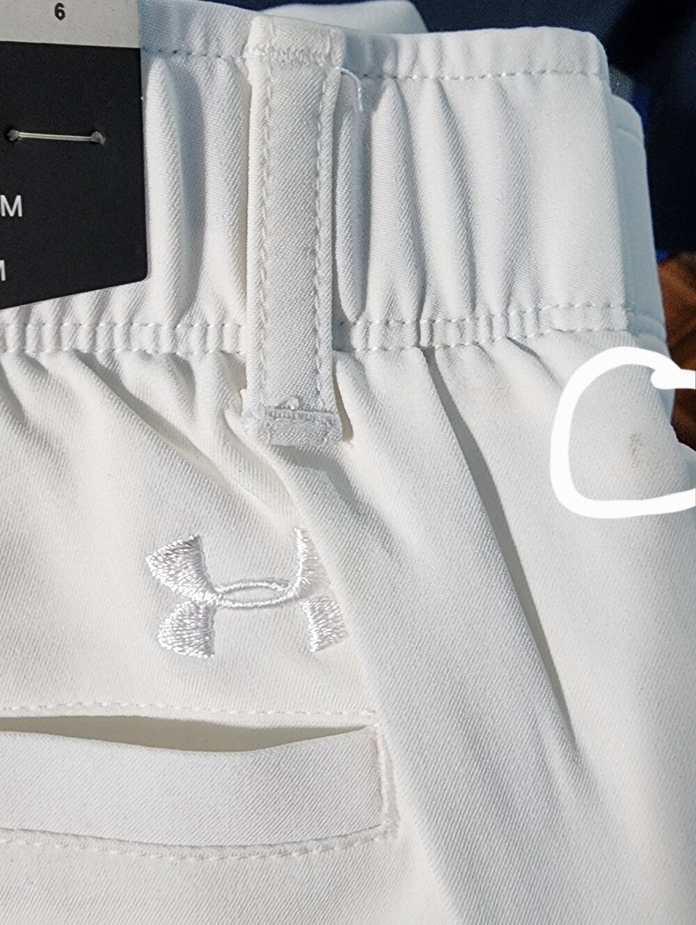 NWT Under Armour Women's Links 4" Golf Shorts White Size 6 Athletic 1293832 - Picture 7 of 7